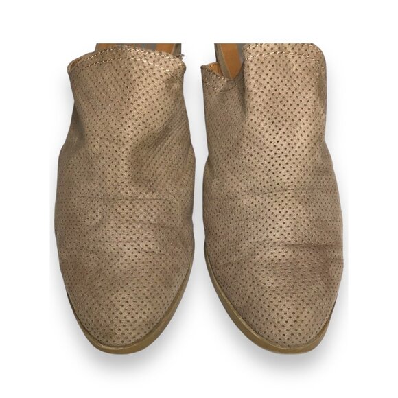 DV Womens Closed Toe Mule Heels Size 9 Tan Perforated Textile Block Heels - Picture 8 of 8